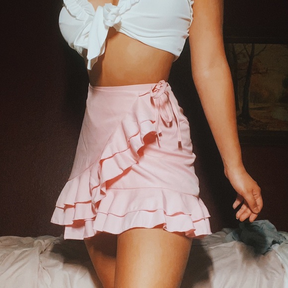 Sold - Picture 1 of 3